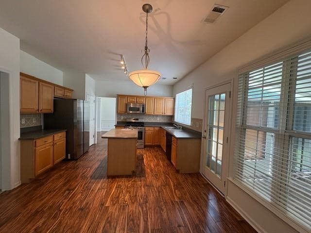 4 bedroom, 3 bathroom, 2,498 sq ft single family residence for rent at 195 Gaines Oak Way, Suwanee, GA 30024 for $2,800 a month — photo 8