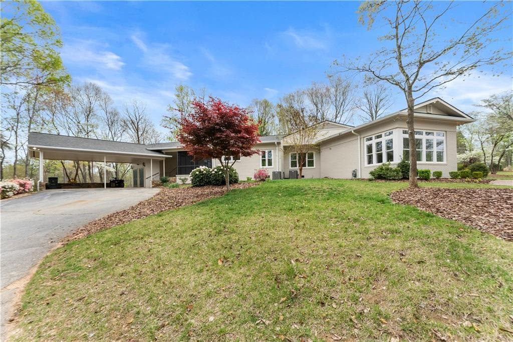 4 bedroom, 4 bathroom, 3,059 sq ft single family residence for sale at 664 Chenocetah Drive, Cornelia, GA 30531
