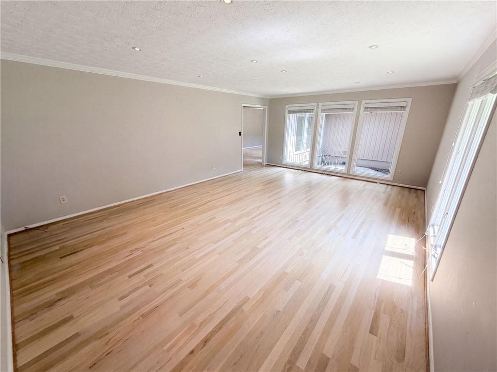 5 bedroom, 4 bathroom, 5,060 sq ft single family residence for sale at 5344 Forest Springs Drive, Atlanta, GA 30338 — photo 10