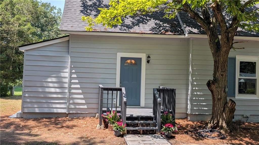 1 bedroom, 1 bathroom, 868 sq ft single family residence for sale at 116 Norris Street, Monroe, GA 30655 — photo 2