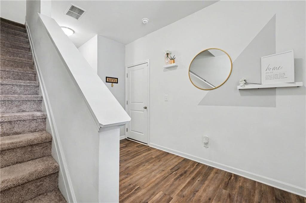 2 bedroom, 3 bathroom, 1,656 sq ft townhouse for sale at 3342 Tarian Way, Decatur, GA 30034 — photo 4