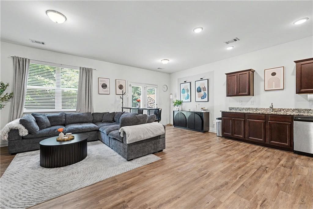 2 bedroom, 3 bathroom, 1,656 sq ft townhouse for sale at 3342 Tarian Way, Decatur, GA 30034 — photo 7
