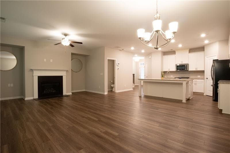 3 bedroom, 3 bathroom, 1,970 sq ft townhouse for rent at 525 Duval Drive, Alpharetta, GA 30009 for $3,280 a month — photo 7
