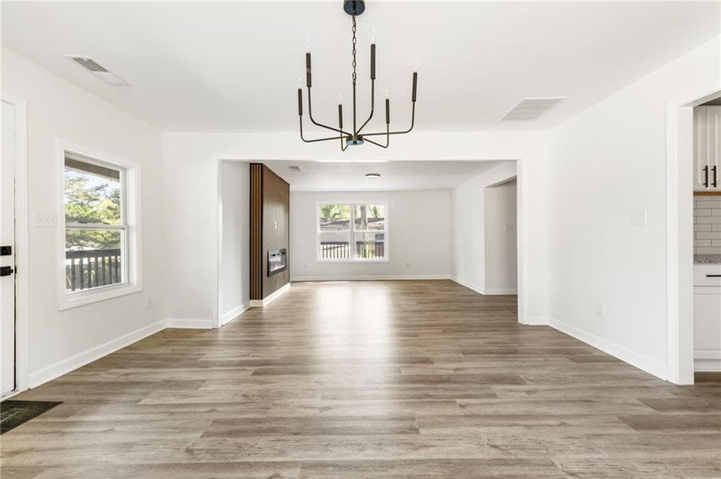 5 bedroom, 2 bathroom, 3,948 sq ft single family residence for sale at 8859 Thomas Road, Jonesboro, GA 30238 — photo 10