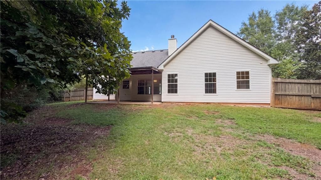 3 bedroom, 2 bathroom, 1,709 sq ft single family residence for sale at 225 Berkshire Pass, Covington, GA 30016 — photo 5