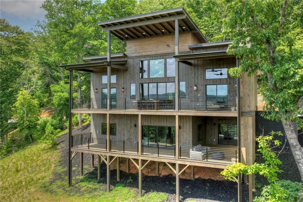 4 bedroom, 3 bathroom, 2,800 sq ft single family residence under contract at 25 Boundless Trail, Morganton, GA 30560