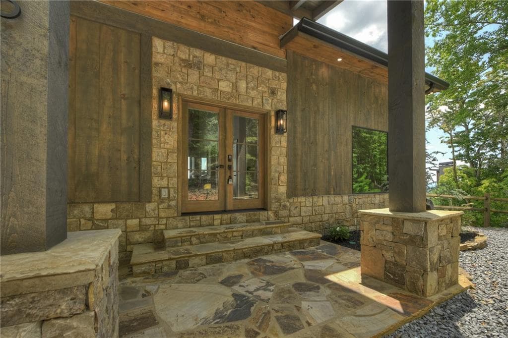 4 bedroom, 3 bathroom, 2,800 sq ft single family residence under contract at 25 Boundless Trail, Morganton, GA 30560 — photo 7