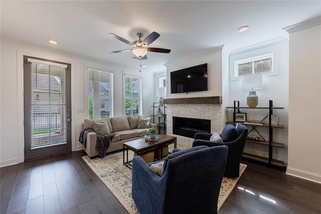1 bedroom, 2 bathroom, 1,674 sq ft condominium for sale at 4989 Sealy Circle, Peachtree Corners, GA 30092 — photo 10