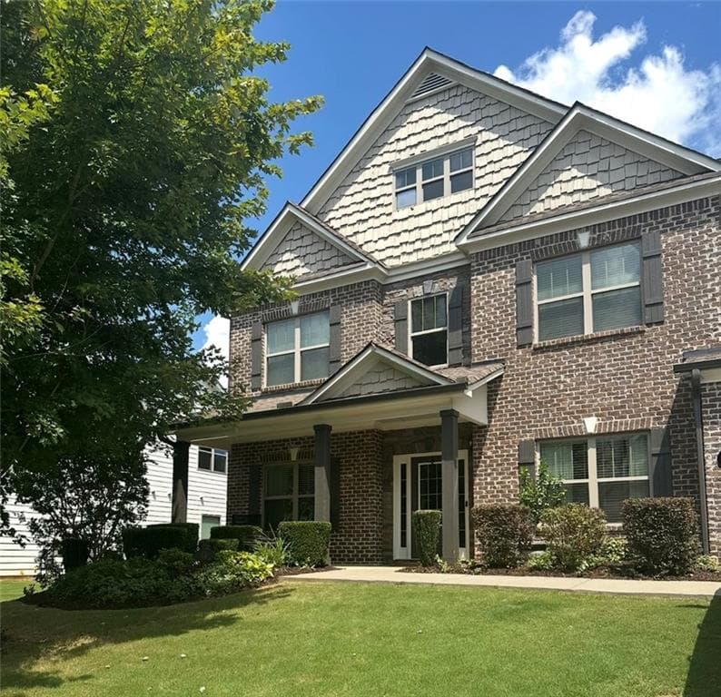 6 bedroom, 4 bathroom, 4,900 sq ft single family residence for sale at 41 Lake Sydney Drive, Dawsonville, GA 30534 — photo 2