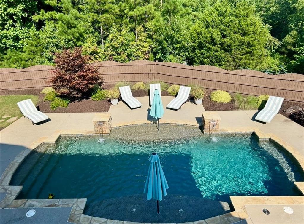 6 bedroom, 4 bathroom, 4,900 sq ft single family residence for sale at 41 Lake Sydney Drive, Dawsonville, GA 30534 — photo 4