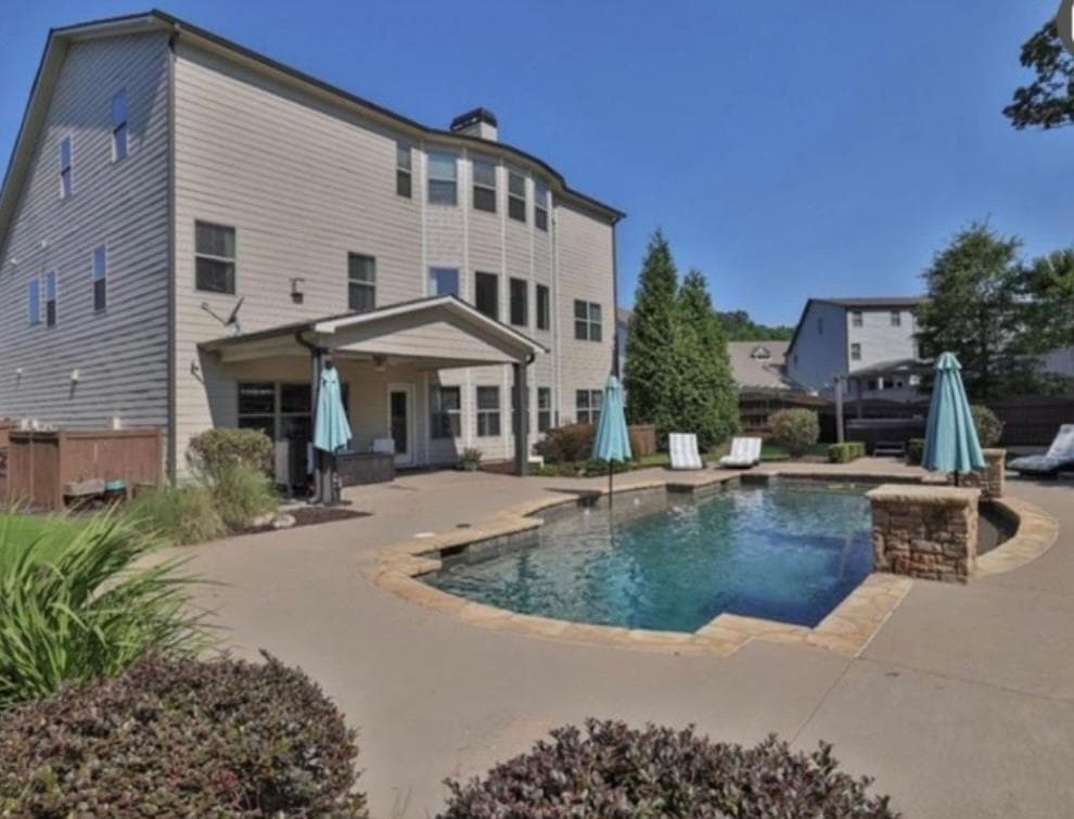 6 bedroom, 4 bathroom, 4,900 sq ft single family residence for sale at 41 Lake Sydney Drive, Dawsonville, GA 30534 — photo 6