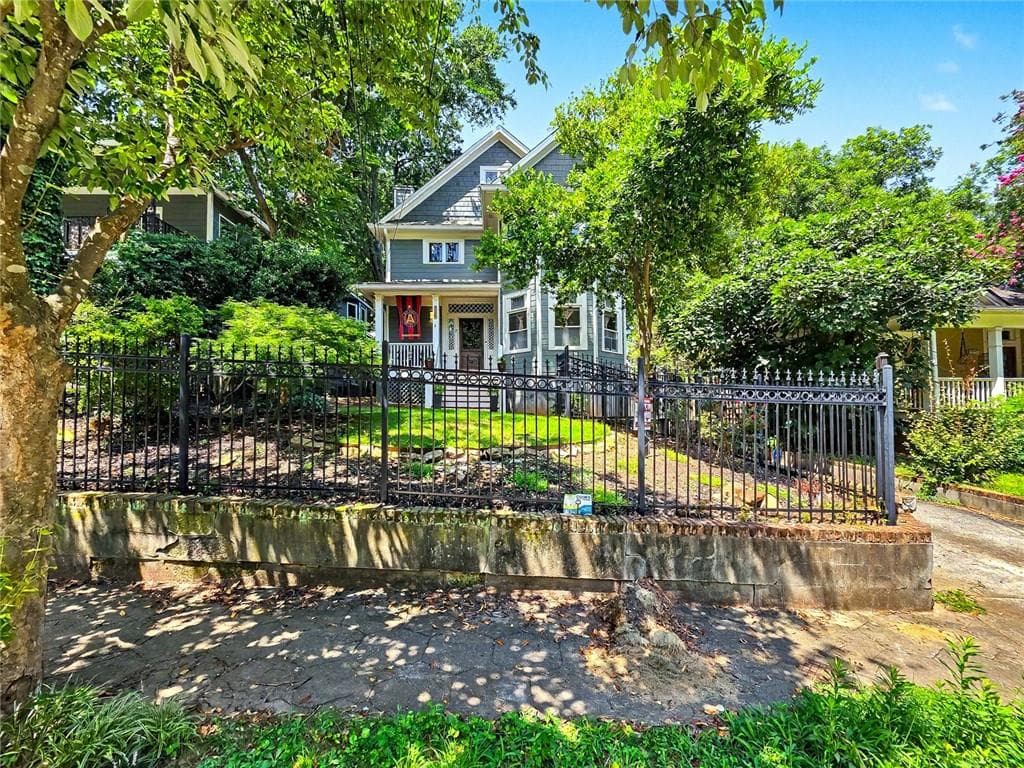 3 bedroom, 3 bathroom, 2,080 sq ft single family residence for rent at 324 Brooks Avenue, Atlanta, GA 30307 for $4,500 a month — photo 1 of 37