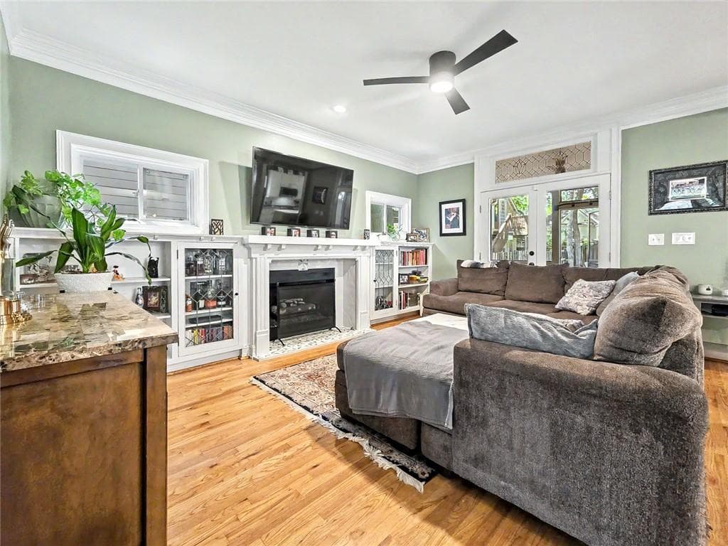 3 bedroom, 3 bathroom, 2,080 sq ft single family residence for rent at 324 Brooks Avenue, Atlanta, GA 30307 for $4,500 a month — photo 6