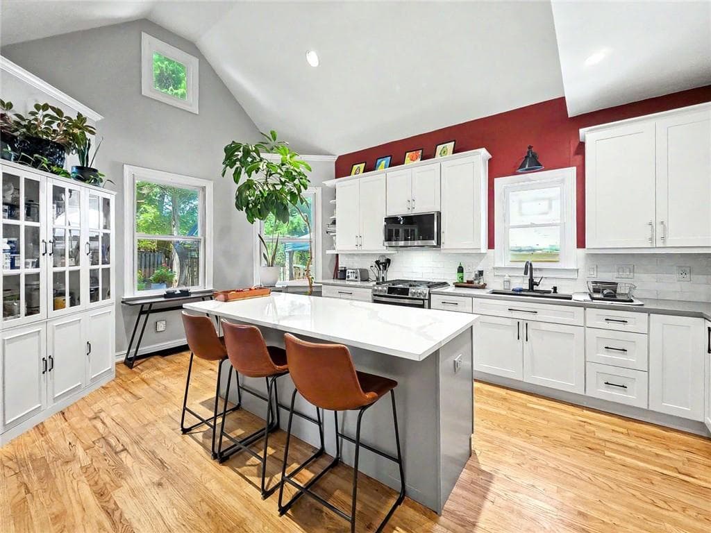 3 bedroom, 3 bathroom, 2,080 sq ft single family residence for rent at 324 Brooks Avenue, Atlanta, GA 30307 for $4,500 a month — photo 9
