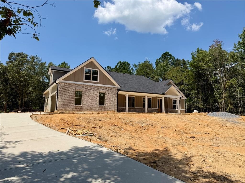 4 bedroom, 3 bathroom, 2,782 sq ft single family residence for sale at 11 Charismatic Road, Rome, GA 30161 — photo 2