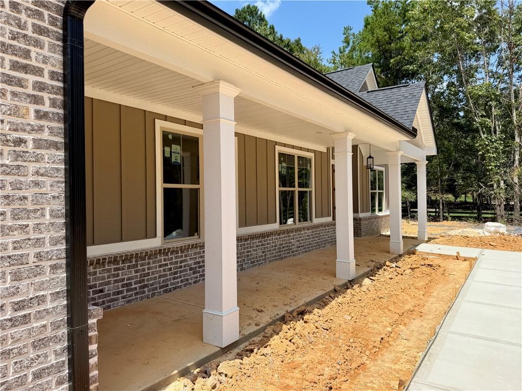 4 bedroom, 3 bathroom, 2,782 sq ft single family residence for sale at 11 Charismatic Road, Rome, GA 30161 — photo 4
