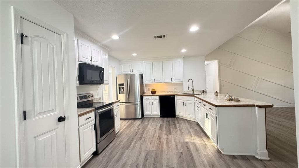 4 bedroom, 3 bathroom, 2,269 sq ft single family residence for rent at 1896 Roxey Lane, Winder, GA 30680 for $2,100 a month — photo 5