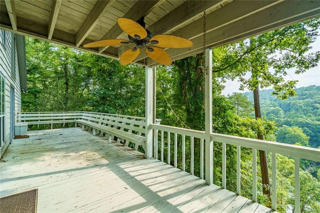 4 bedroom, 3 bathroom, 2,493 sq ft single family residence under contract at 108 Oval Court, Ellijay, GA 30540 — photo 9