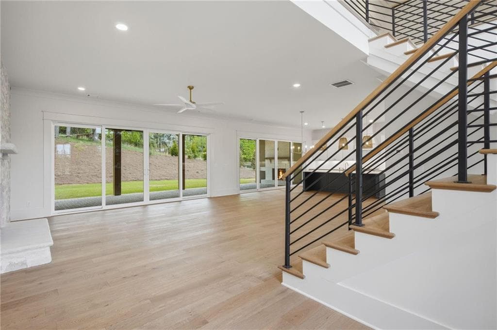 4 bedroom, 5 bathroom, 3,897 sq ft single family residence under contract at 4410 K D Kruzel Drive, Cumming, GA 30041 — photo 7