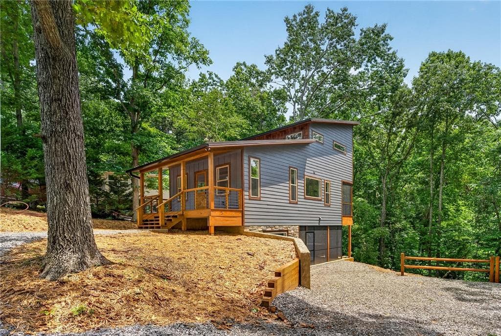 2 bedroom, 3 bathroom, 1,320 sq ft single family residence for sale at 287 Lakeview Circle, Morganton, GA 30560 — photo 7