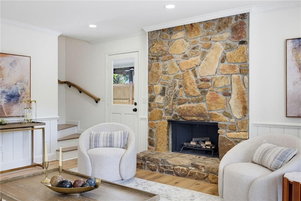 4 bedroom, 3 bathroom, 1,440 sq ft single family residence for sale at 1383 Natchez Trace, Marietta, GA 30008 — photo 7