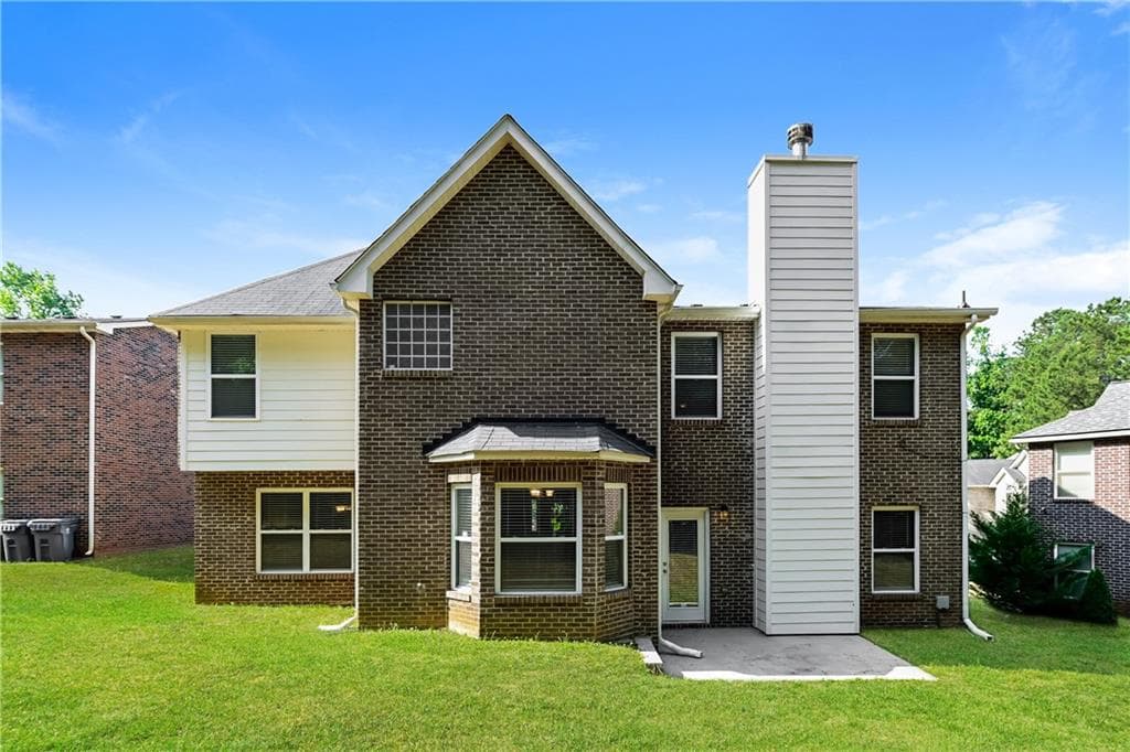 4 bedroom, 3 bathroom, 2,907 sq ft single family residence under contract at 626 Pipkin Drive, Mcdonough, GA 30253 — photo 3