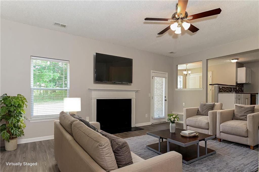 4 bedroom, 3 bathroom, 2,907 sq ft single family residence under contract at 626 Pipkin Drive, Mcdonough, GA 30253 — photo 5