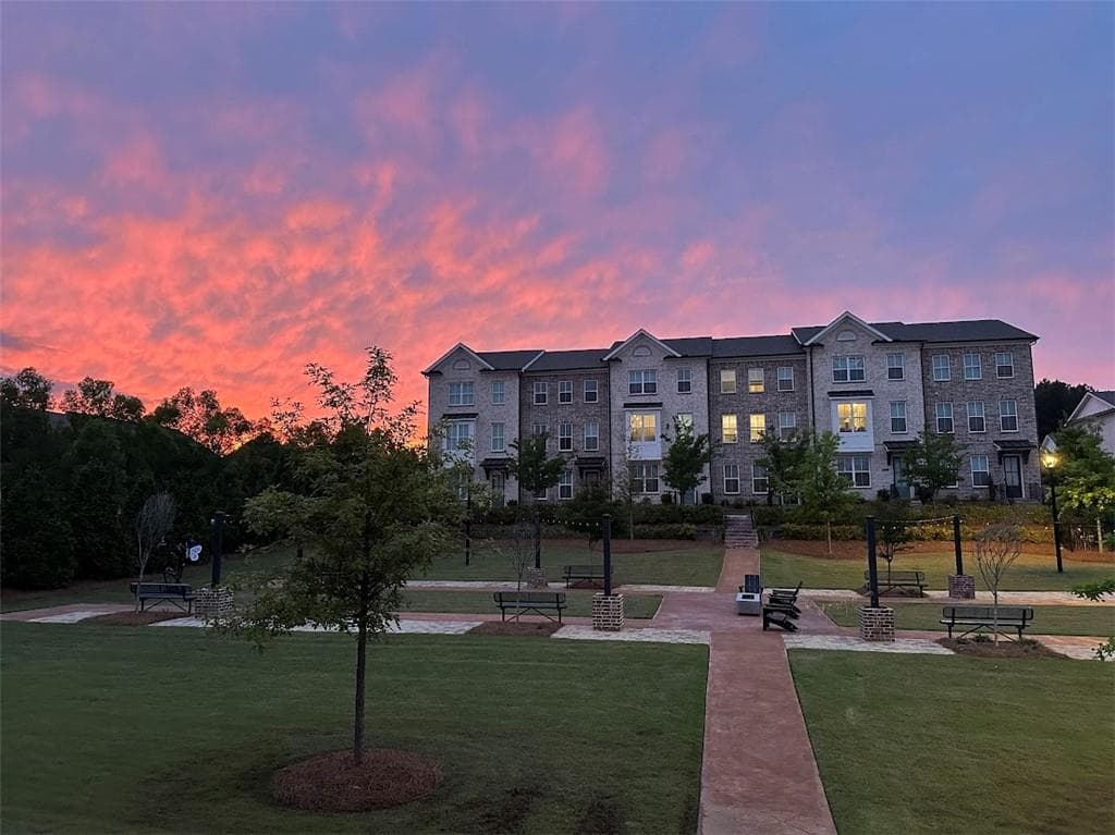 3 bedroom, 4 bathroom, 1,958 sq ft townhouse for rent at 4405 Sims Park Ovlk, Suwanee, GA 30024 for $2,825 a month
