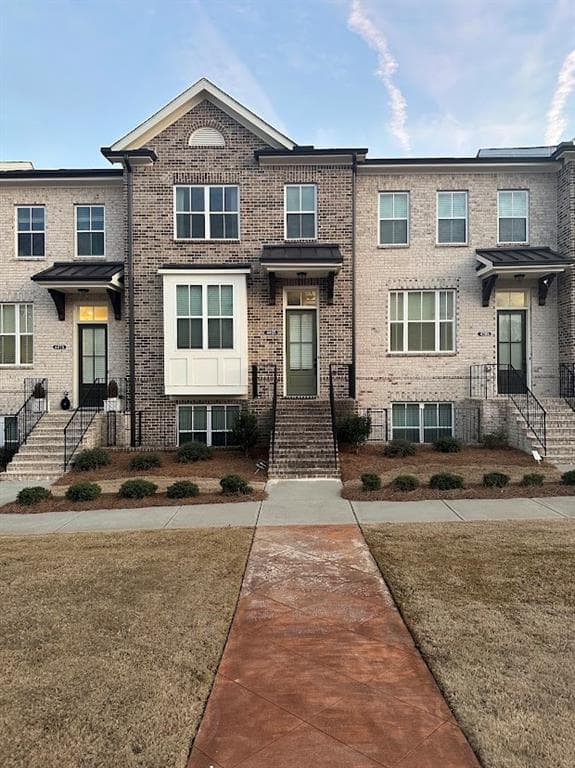 3 bedroom, 4 bathroom, 1,958 sq ft townhouse for rent at 4405 Sims Park Ovlk, Suwanee, GA 30024 for $2,825 a month — photo 3