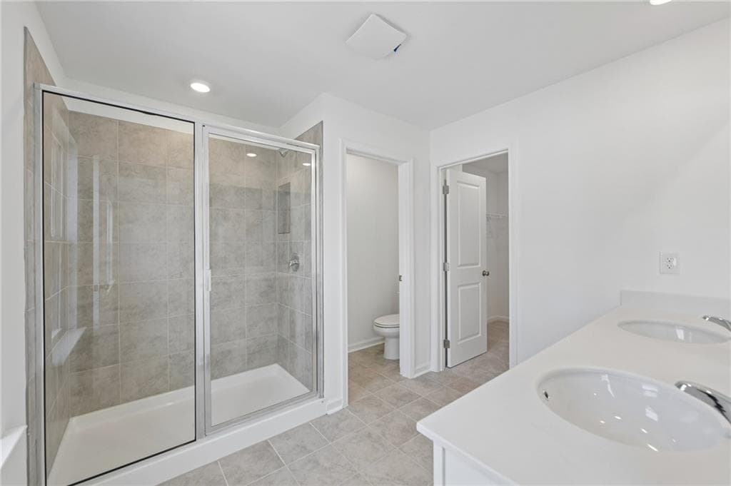 3 bedroom, 4 bathroom, 1,893 sq ft townhouse under contract at 101 Epperly Way, Tucker, GA 30084 — photo 4
