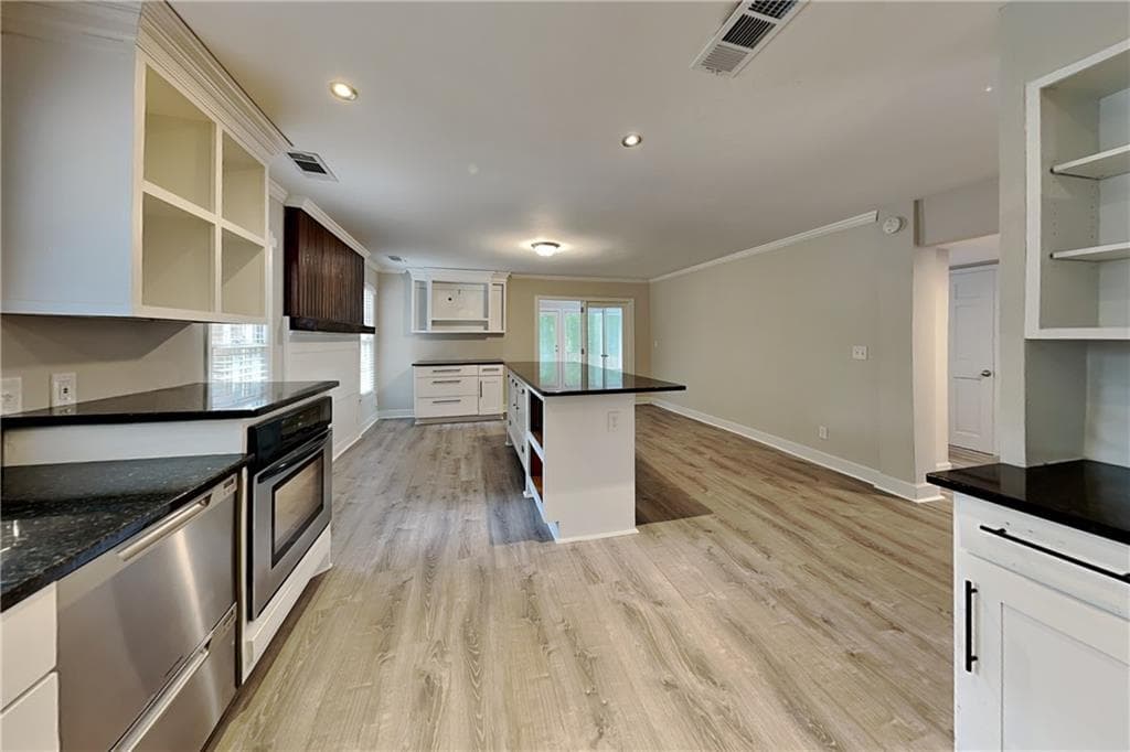 3 bedroom, 3 bathroom, 2,737 sq ft single family residence for rent at 2916 Sope Creek Drive, Marietta, GA 30068 for $2,800 a month — photo 5