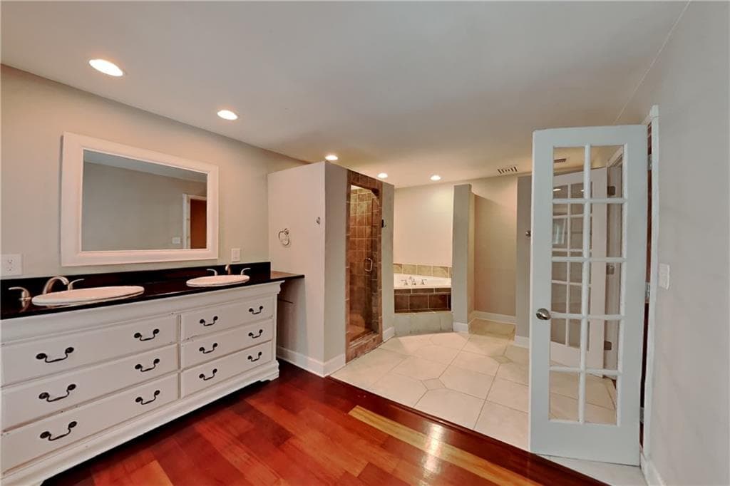 3 bedroom, 3 bathroom, 2,737 sq ft single family residence for rent at 2916 Sope Creek Drive, Marietta, GA 30068 for $2,800 a month — photo 10