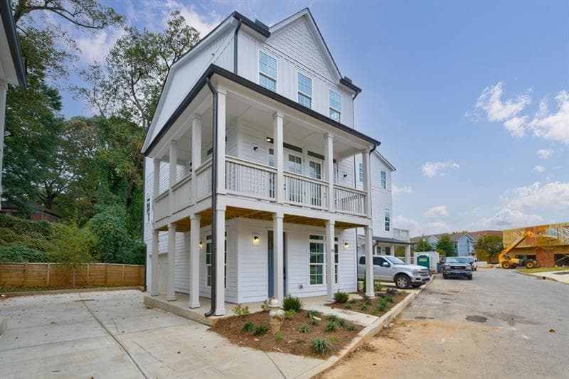 3 bedroom, 4 bathroom, 2,000 sq ft single family residence for rent at 40 Becker Place, Atlanta, GA 30307 for $3,700 a month — photo 1 of 47