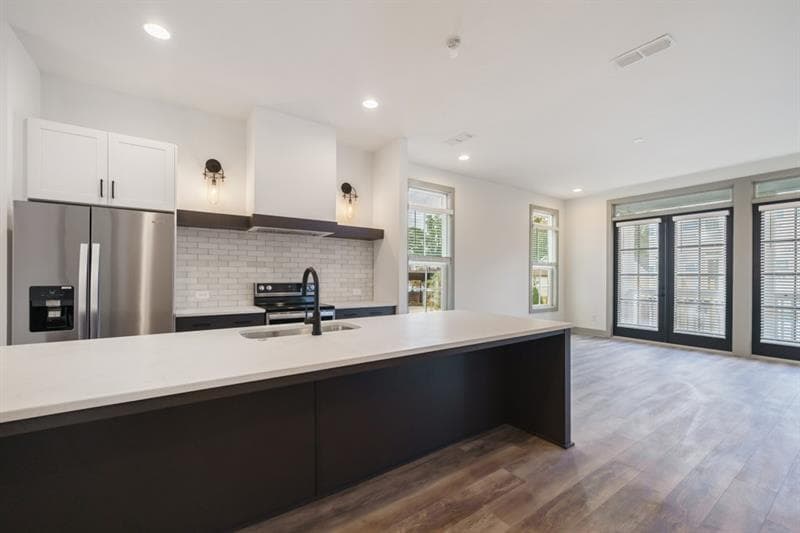 3 bedroom, 4 bathroom, 2,000 sq ft single family residence for rent at 40 Becker Place, Atlanta, GA 30307 for $3,700 a month — photo 6