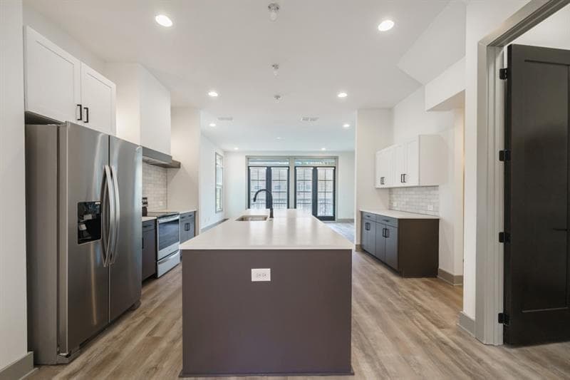 3 bedroom, 4 bathroom, 2,000 sq ft single family residence for rent at 40 Becker Place, Atlanta, GA 30307 for $3,700 a month — photo 10