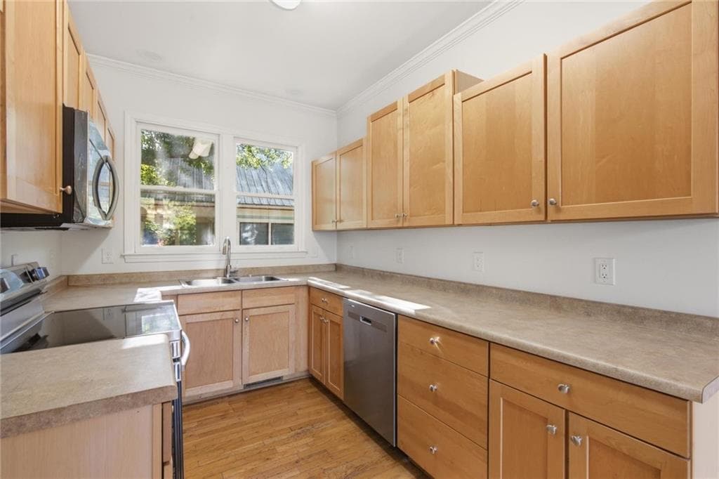 3 bedroom, 2 bathroom single family residence for sale at 329 Ridge Avenue, Athens, GA 30601 — photo 10