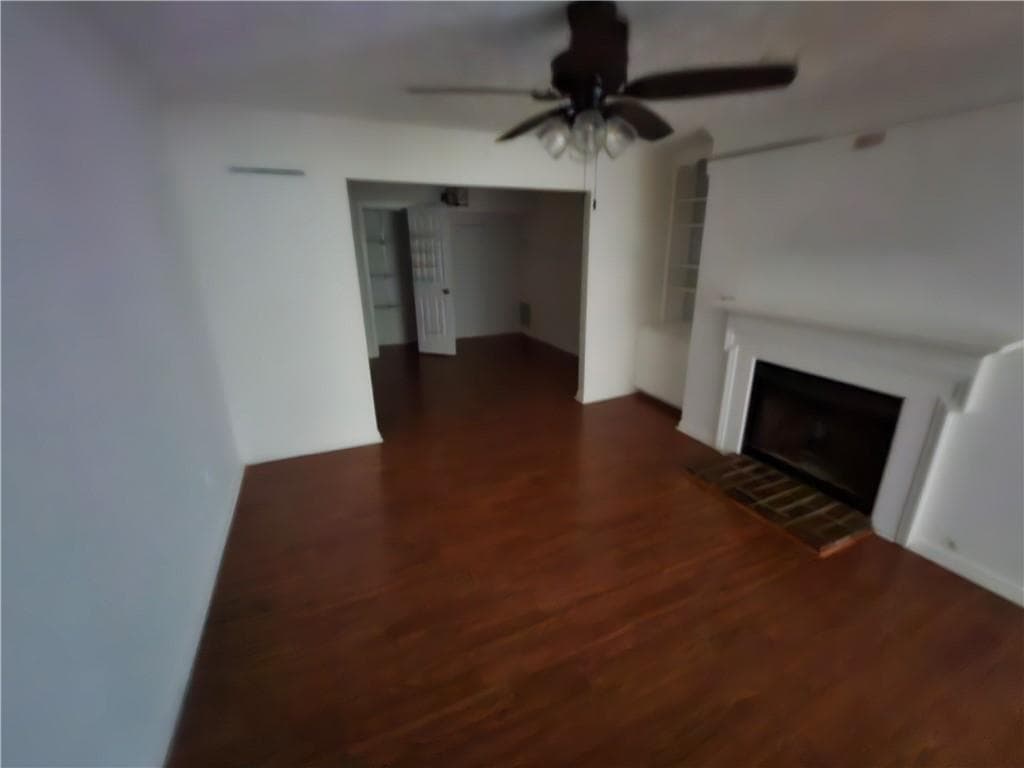2 bedroom, 2 bathroom, 1,150 sq ft condominium for sale at 1909 Brian Way, Decatur, GA 30033 — photo 2