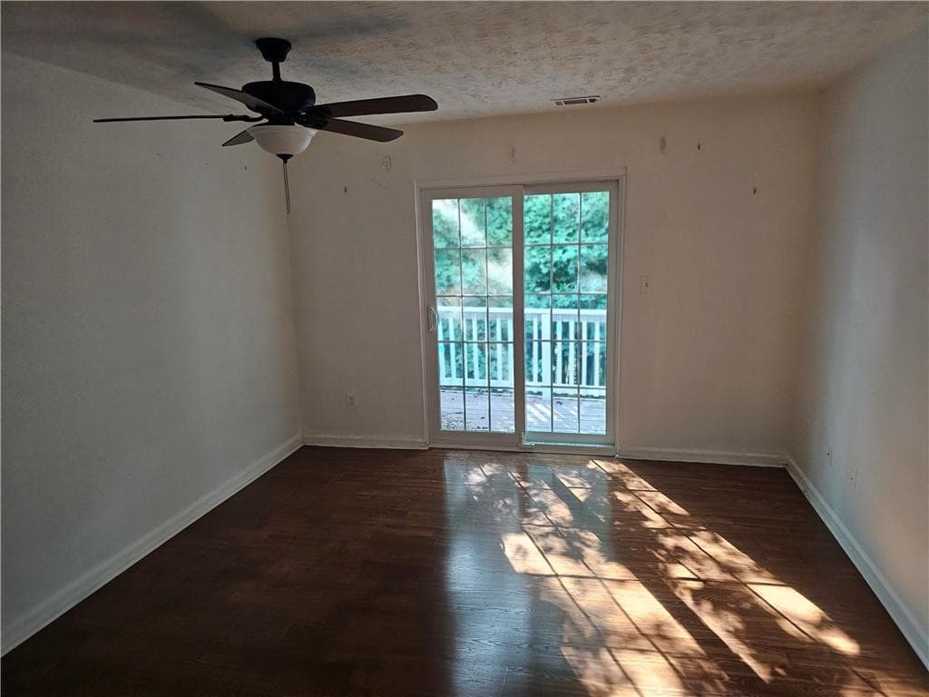 2 bedroom, 2 bathroom, 1,150 sq ft condominium for sale at 1909 Brian Way, Decatur, GA 30033 — photo 10