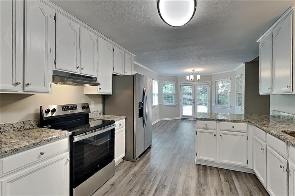 3 bedroom, 2 bathroom, 2,601 sq ft single family residence for rent at 2630 Amber Creek Drive, Douglasville, GA 30135 for $2,095 a month — photo 4
