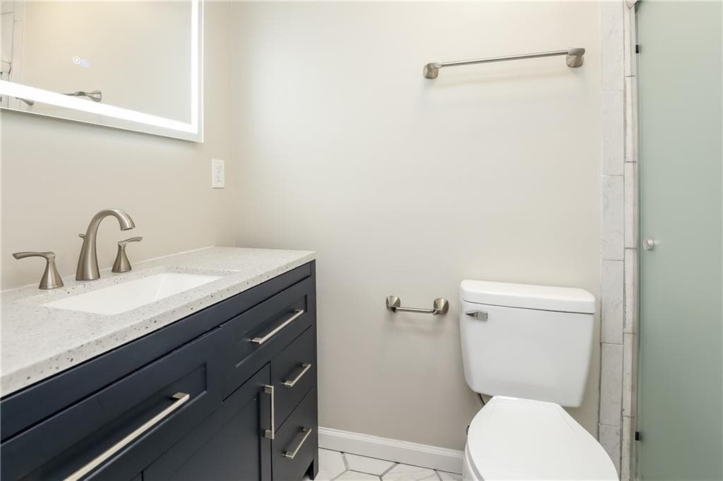 3 bedroom, 2 bathroom, 2,752 sq ft single family residence for sale at 282 Somerset Court, Lawrenceville, GA 30044 — photo 7