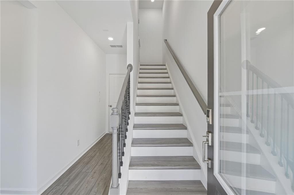 3 bedroom, 4 bathroom, 1,997 sq ft townhouse under contract at 96 Epperly Way, Tucker, GA 30084 — photo 6