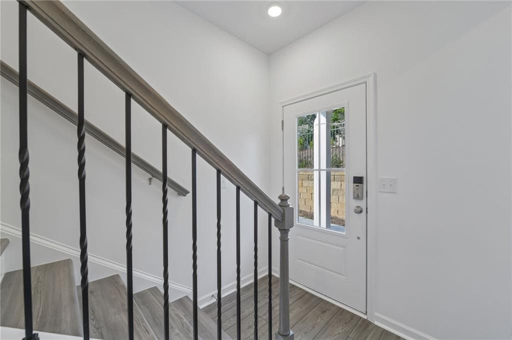 3 bedroom, 4 bathroom, 1,997 sq ft townhouse under contract at 96 Epperly Way, Tucker, GA 30084 — photo 7