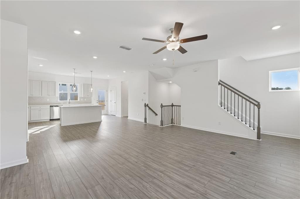 3 bedroom, 4 bathroom, 1,997 sq ft townhouse under contract at 96 Epperly Way, Tucker, GA 30084 — photo 9