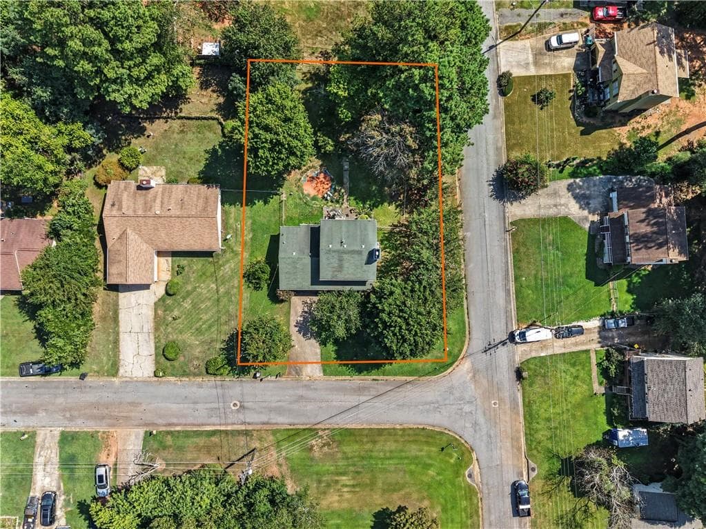 3 bedroom, 3 bathroom, 1,534 sq ft single family residence for sale at 195 Kingsport Drive, Lawrenceville, GA 30046 — photo 7