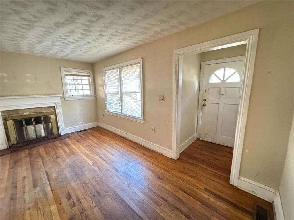 3 bedroom, 2 bathroom, 1,530 sq ft single family residence for sale at 2169 Delowe Drive, Atlanta, GA 30344 — photo 3