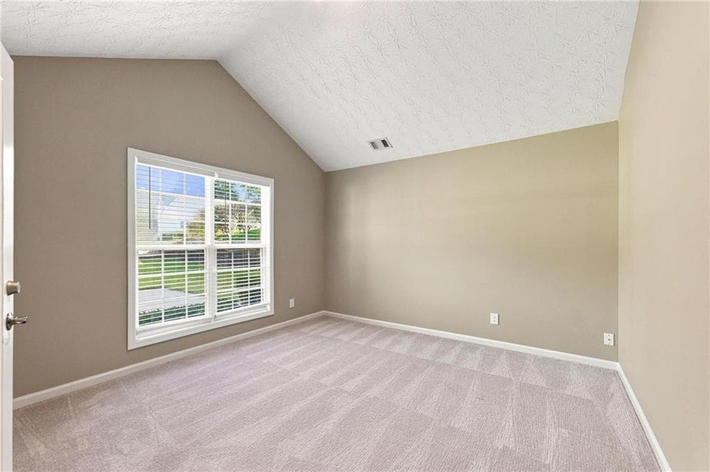4 bedroom, 3 bathroom, 2,397 sq ft single family residence under contract at 4113 Arbor Chase Road, Gainesville, GA 30507 — photo 6
