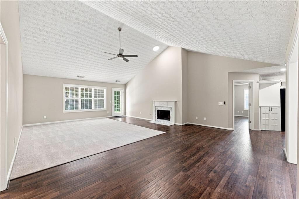 4 bedroom, 3 bathroom, 2,397 sq ft single family residence under contract at 4113 Arbor Chase Road, Gainesville, GA 30507 — photo 9