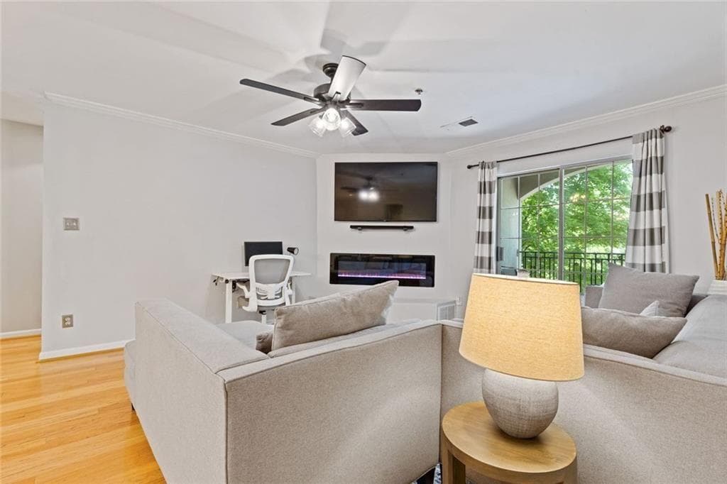 2 bedroom, 2 bathroom, 1,165 sq ft condominium for sale at 970 Sidney Marcus Boulevard 1404, Atlanta, GA 30324 — photo 1 of 31