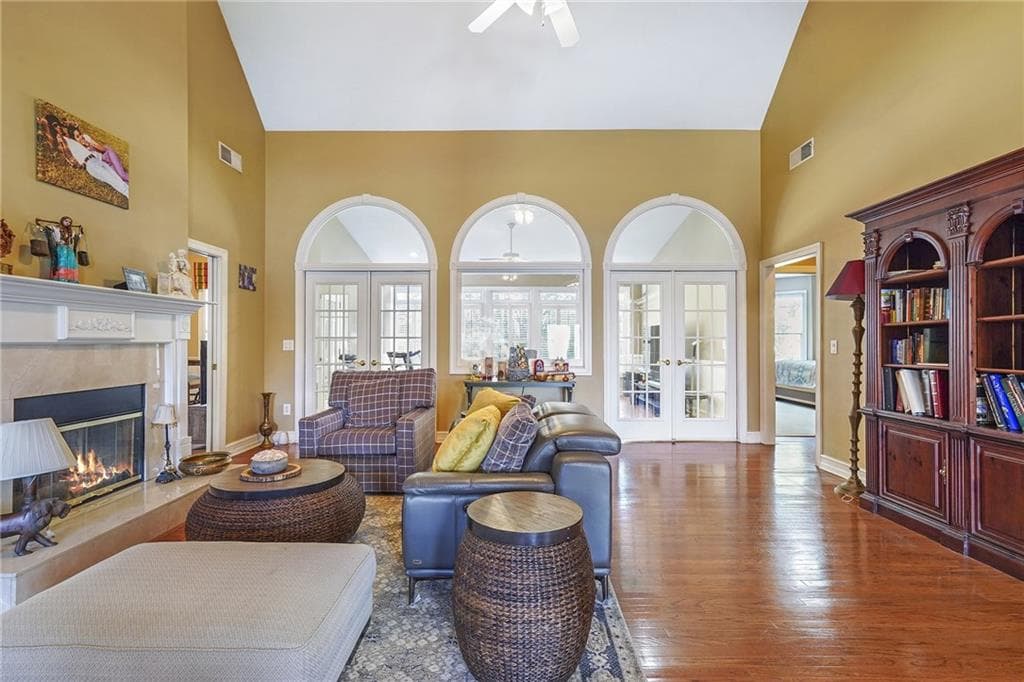 4 bedroom, 3 bathroom, 3,355 sq ft single family residence for sale at 7095 Grassmoor Grange Way, Cumming, GA 30040 — photo 8
