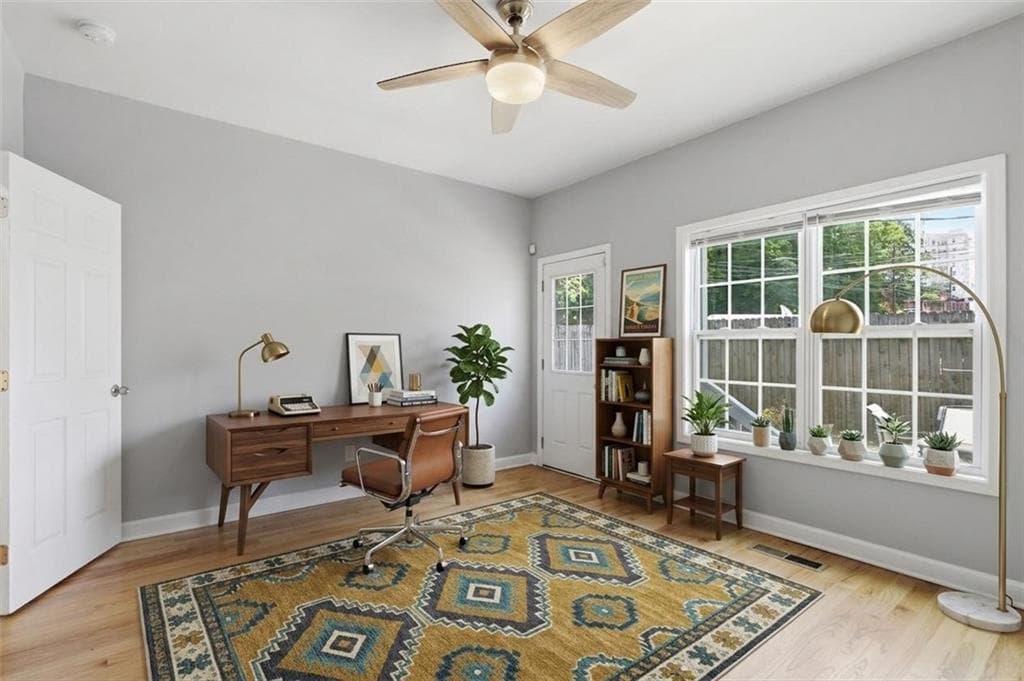 4 bedroom, 4 bathroom, 2,026 sq ft single family residence for sale at 8 Weyman Avenue, Atlanta, GA 30315 — photo 6